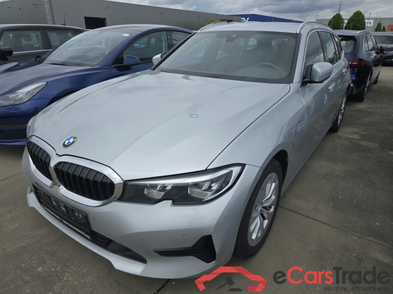 BMW 330e Plug-In Hybrid Aut. LED-Xenon LC-Pro Navi Hi-Fi Leather KeylessGo Klima PDC ... #2