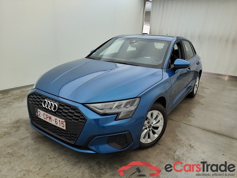 Audi A3 Sportback 1.4 40 TFSI e Attraction 5d