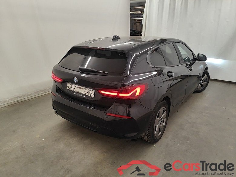 BMW 1 Reeks Hatch 118iA (100 kW) 5d #2