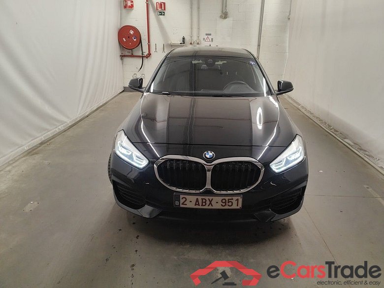BMW 1 Reeks Hatch 118iA (100 kW) 5d #5