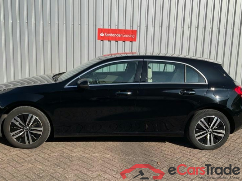 MERCEDES-BENZ A-KLASSE 250e phev business sol luxury limited 160kW 8g-dct aut #2
