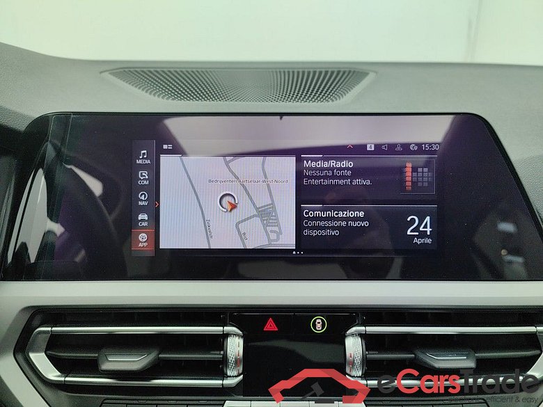 BMW 3 DIESEL - 2019 318 dA 150 MHD AdBlue 4d #4