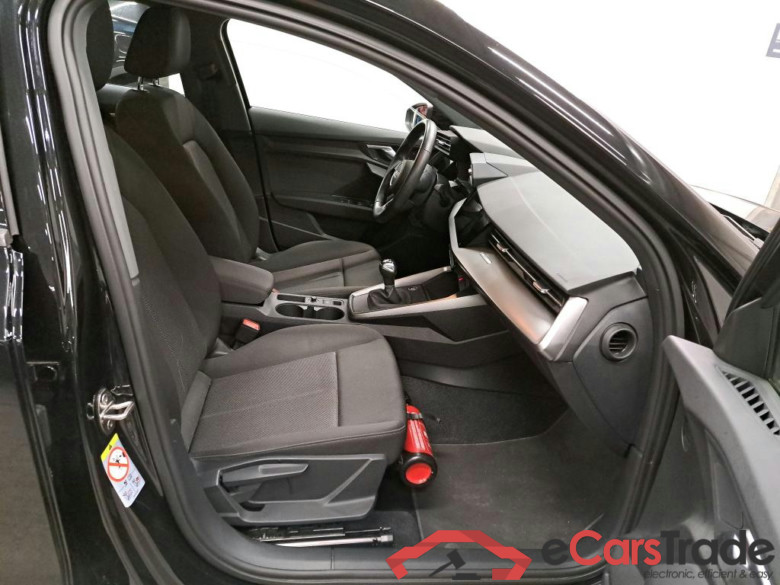 AUDI - AUD A3 BERLINE 30 TDi 116PK Attraction Pack Business & Rear Park Sensors #3