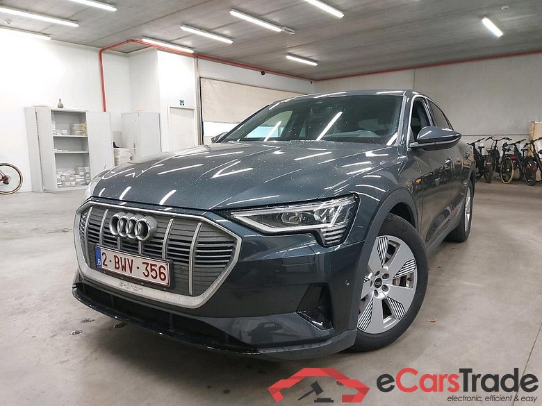AUDI - AUD E-TRON SB 50 Quattro 313PK Attraction Pack Business Plus & Auxiliary Heater & Matrix LED & Head Up & Surround Cameras & B&O Sound * ELECTRIC *