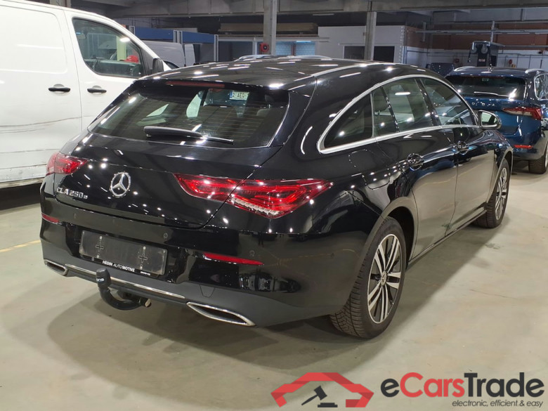 MERCEDES-BENZ CLA SHOOTING BRAKE 1.3 CLA 250 E BUSINESS SOLUTION DCT #3