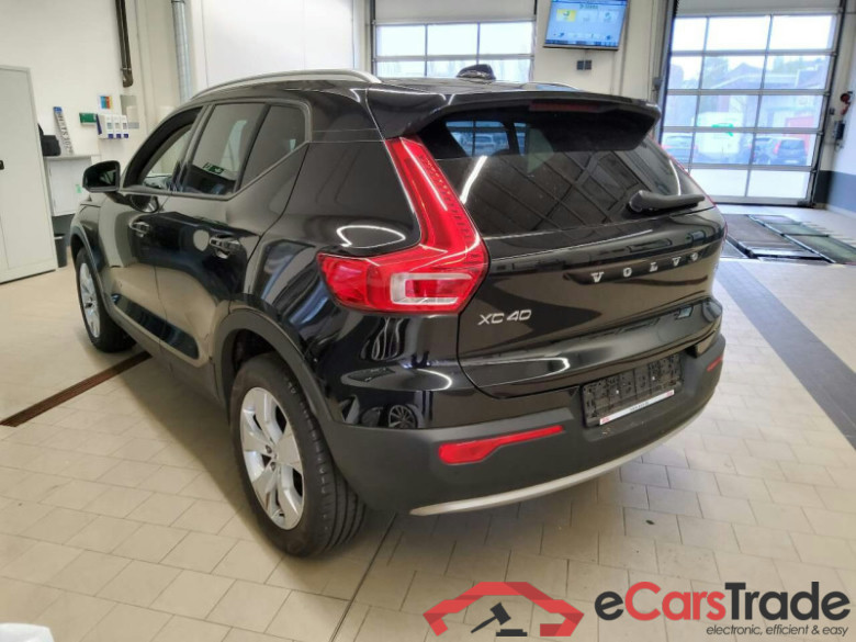 Volvo XC40 (2017->) DE - SUV5 T3 2WD EU6d, Momentum Pro, 2020 - 2022 #4