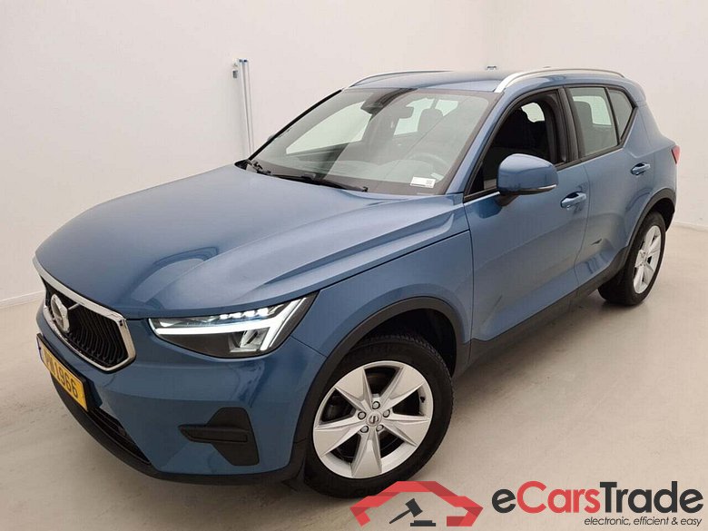 VOLVO XC40 B3 CORE DCT