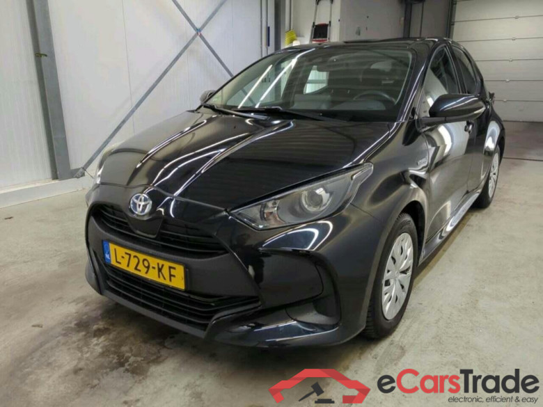 TOYOTA Yaris 1.5 Hyb. Active #1