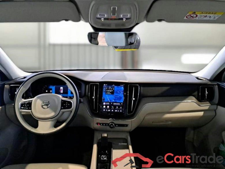 VOLVO XC60 / 2021 / 5P / SUV T6 PLUG-IN AWD AUTO CORE #3