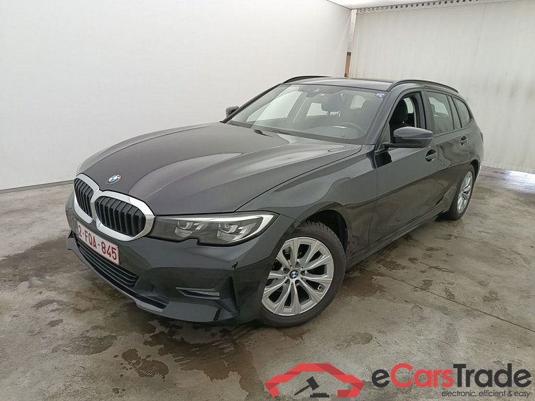 BMW 3 Reeks Touring 318dA (100 kW) 5d