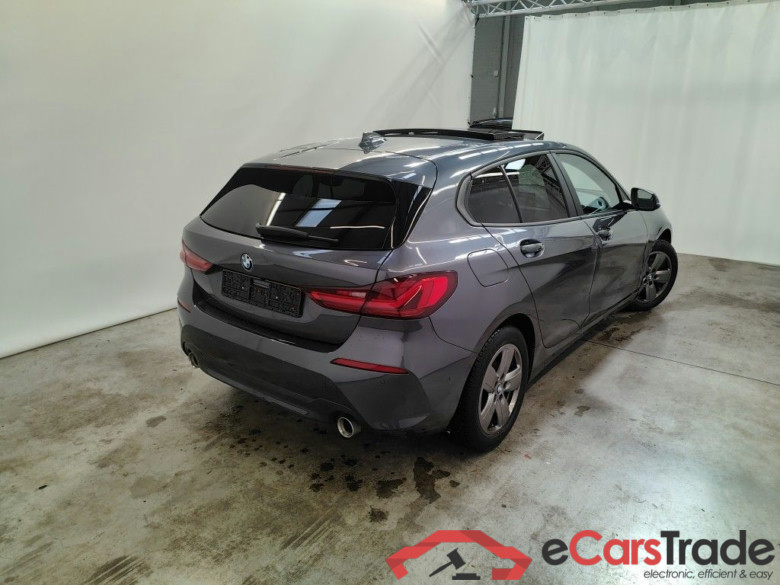 BMW 1 HATCH DIESEL - 2019 118 dA 150 (EU6AP) 5d #2
