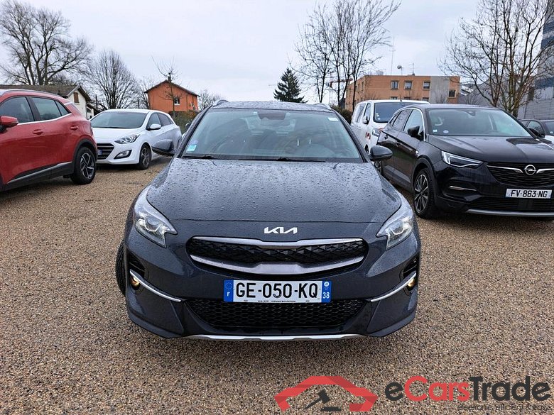 KIA XCeed / 2019 / 5P / Crossover 1.6 GDI ISG ISG PHEV ACTIVE BUS DCT6