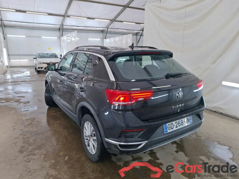 VOLKSWAGEN T-Roc / 2017 / 5P / SUV 1.0 TSI 110 LOUNGE #2