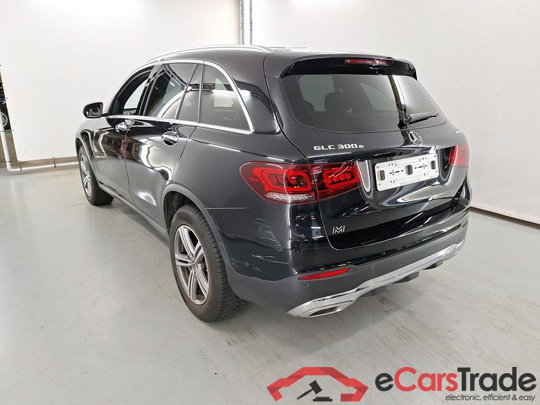 MERCEDES-BENZ GLC 2.0 GLC 300 E PHEV 4MATIC 4WD AUTO #3