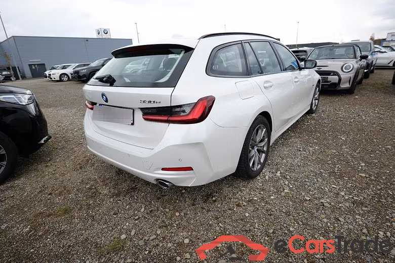 Baureihe 3 Touring 330 e 2.0 215KW AT8 E6d #2