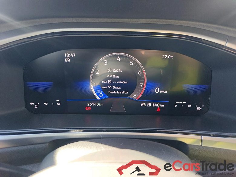 VOLKSWAGEN T-Roc / 2021 / 5P / todoterreno Life 1.0 TSI 81kW (110CV) (AC) #4