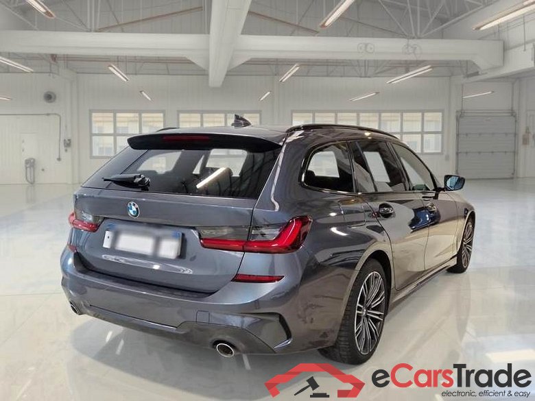 BMW SERIE 3 / 2018 / 5P / STATION WAGON 318D 48V MSPORT TOURING AUTO #2