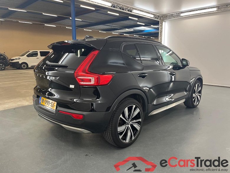 VOLVO XC40 Recharge Pro #4