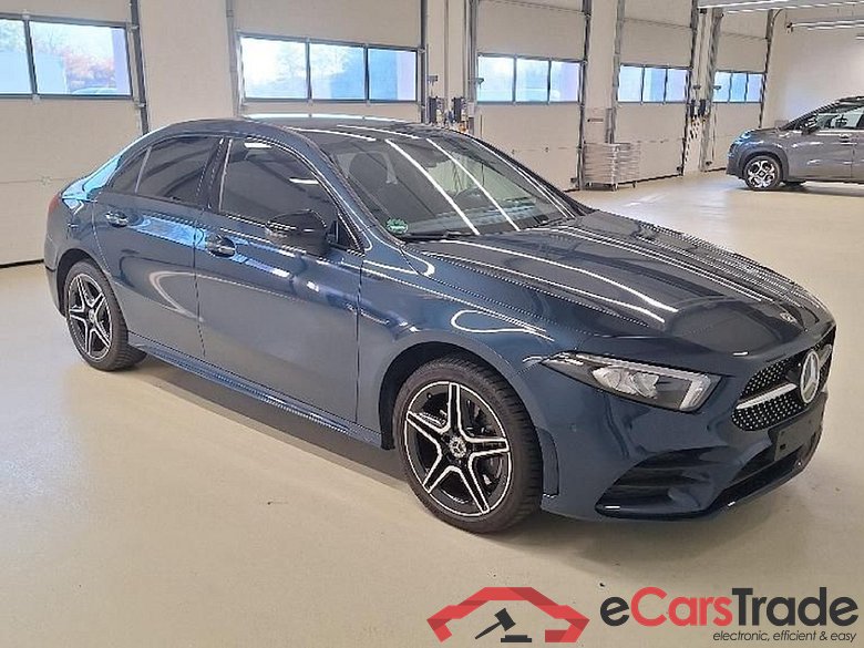 Mercedes-Benz A 250 AMG-Line 250 e