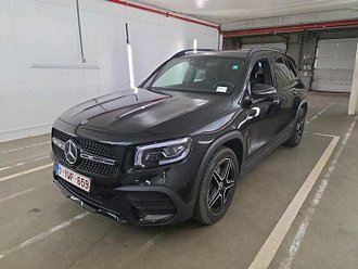 Mercedes GLB 180