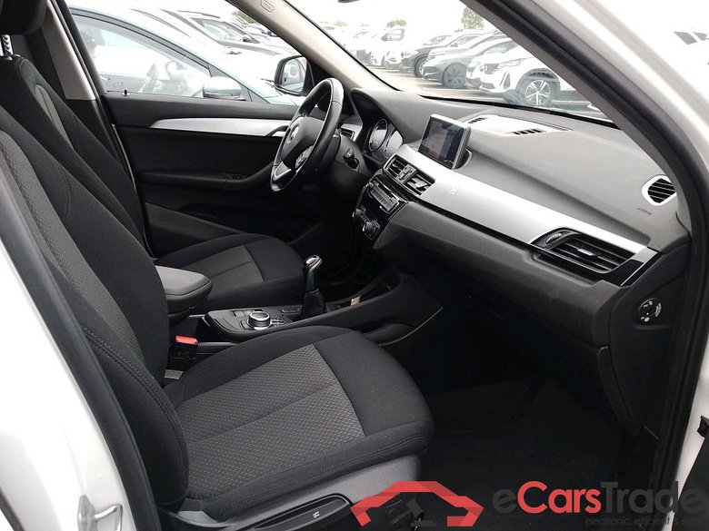 BMW X1 sDrive18d 150 CV #6