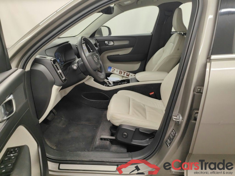 Volvo XC40 T2 Inscription Aut. 5d #3