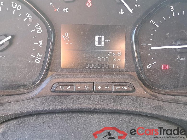 PEUGEOT Expert / 2016 / 4P / furgón Furgón Premium 1.5 BlueHDi 100 Standard (AC) #5