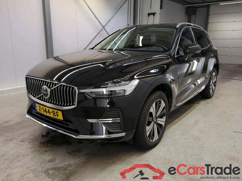 VOLVO XC60 2.0 T6 AWD + Bright