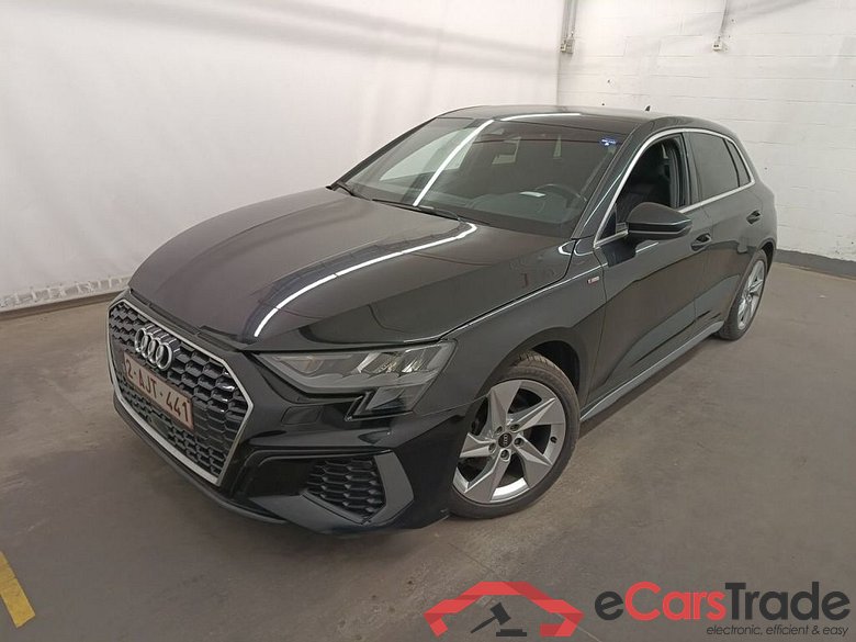 Audi A3 Sportback 2.0 35 TDi 110kW S tronic S line 5d