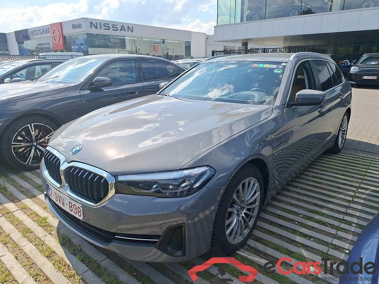 BMW 5 SERIES TOURING 2.0 520E TOURING AUTO #1