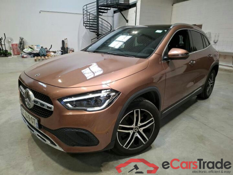 Mercedes GLA 250e Plug-In Hybrid Aut. Pano LED-MultiBeam Widescreen Ambient Navi 1/2 Sport-Leather KeylessGo Camera Klima PDC ... #1