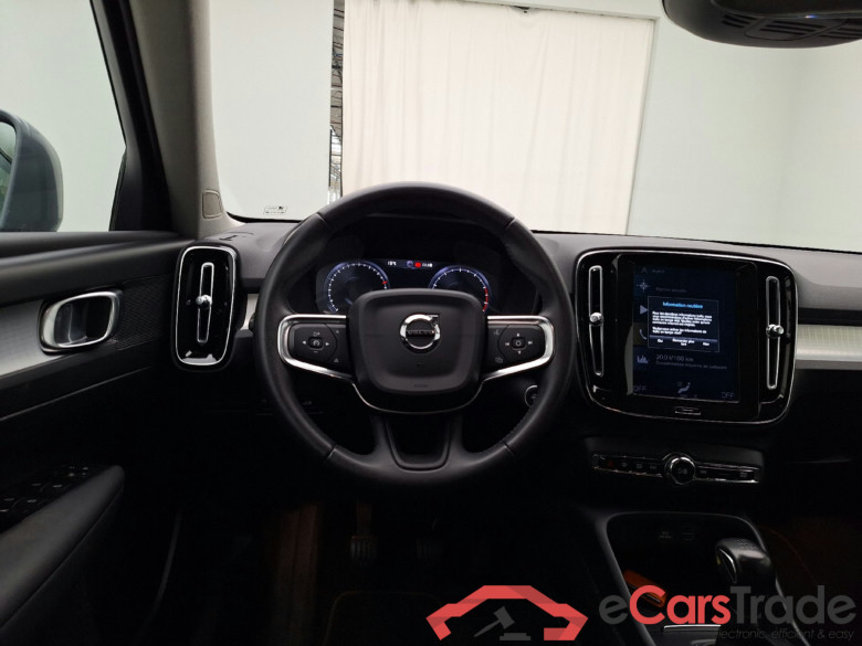 Volvo XC40 1.5 T3 Momentum Pro LED Virtual ACC Navi KeylessGo Klima Camera PDC ... #6