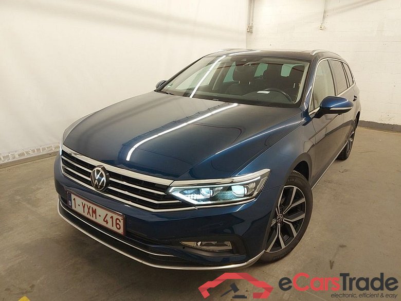 Volkswagen Passat Variant 2.0 TDI SCR 110kW DSG7 Elegance Business 5d #1