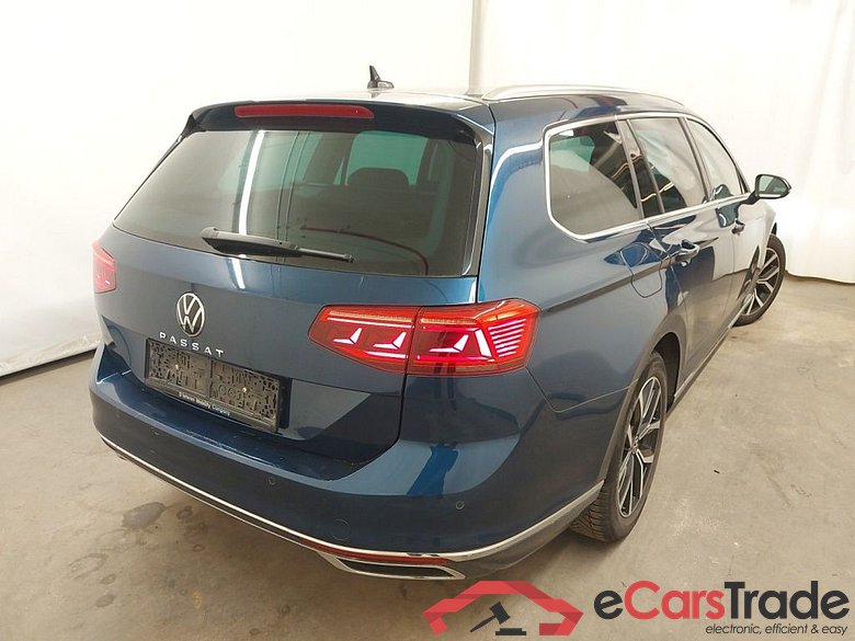 Volkswagen Passat Variant 2.0 TDI SCR 110kW DSG7 Elegance Business 5d #2