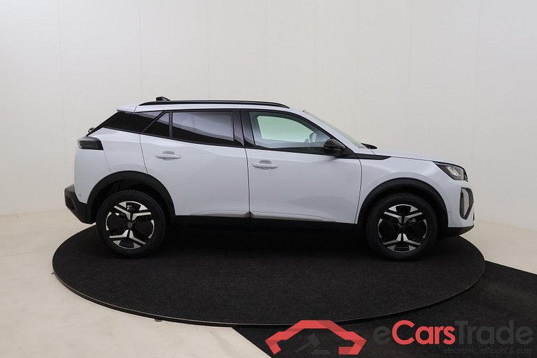 Peugeot 2008 Allure  1.2 Turbo 100 hp Man. 6    #4