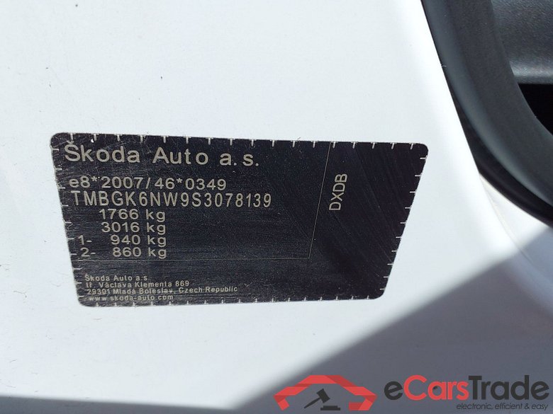 SKODA Kamiq 1.5 TSI 110kW (150CV) Manual 6 vel Design(Pano + Winterpack) #5