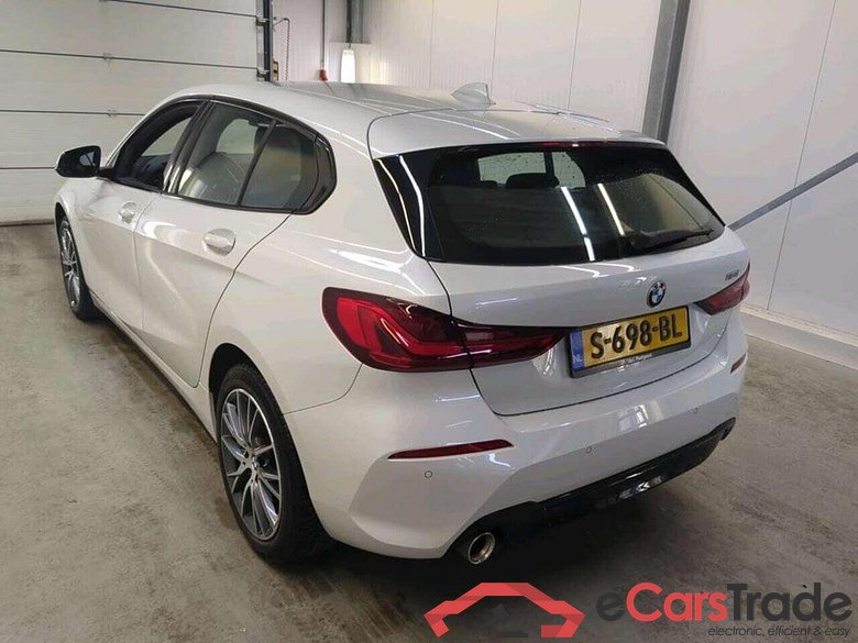 BMW 1-serie 118i Intro Ed. #6