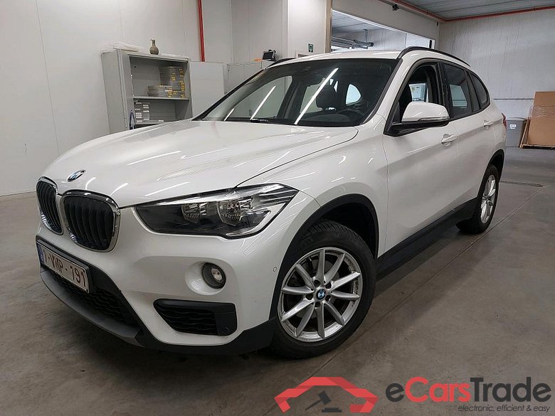 BMW - BMW X1 sDrive18i 136PK Pack Business Pano Roof * PETROL * #1