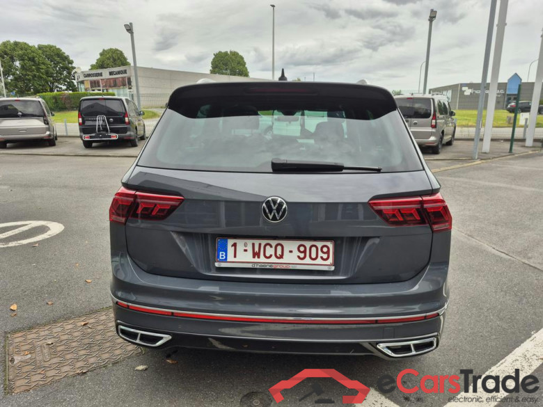 VOLKSWAGEN Tiguan Tiguan R-Line Business Premium 1.5 TSI 110 kW (150 ch) 7 vitesses DSG #4
