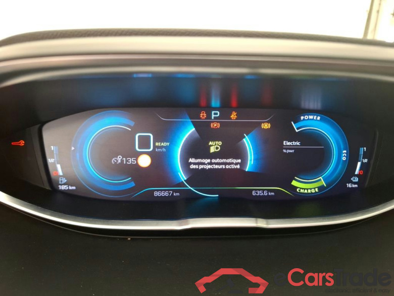 PEUGEOT 3008 / 2020 / 5P / SUV 1.6 HYBRID4 300 E-EAT8 GT #6