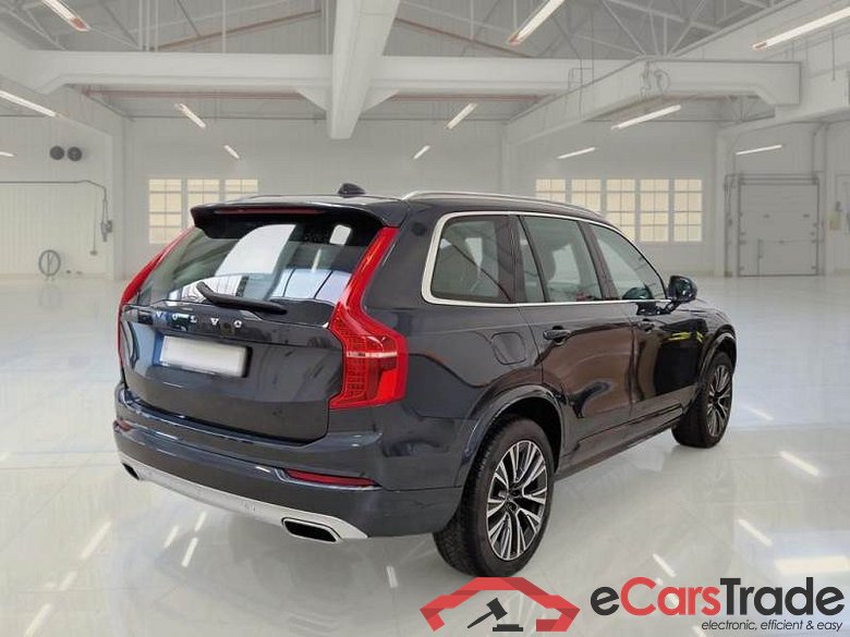 VOLVO XC90 / 2014 / 5P / SUV B5 D AWD GEARTRONIC 7P MOMENTUM PRO #2