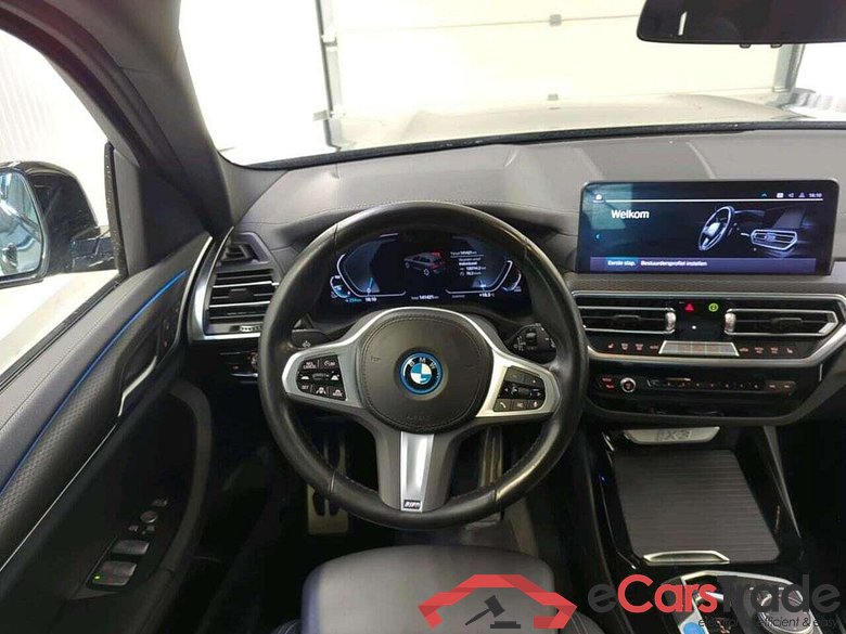 BMW iX3 Executive #3