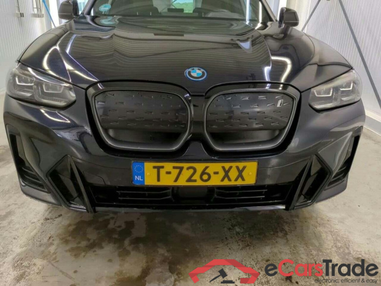 BMW iX3 Executive #4