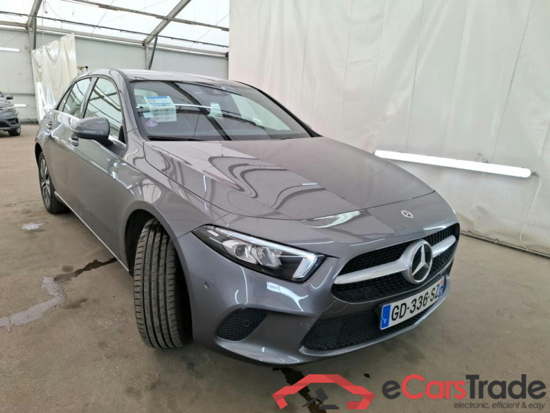MERCEDES-BENZ Classe A Compact 2018 5P Berline A 250 e Business Line 8GDCT #4