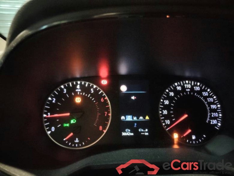 RENAULT CLIO / 2019 / 5P / BERLINA 1.0 TCE 66KW EQUILIBRE #4