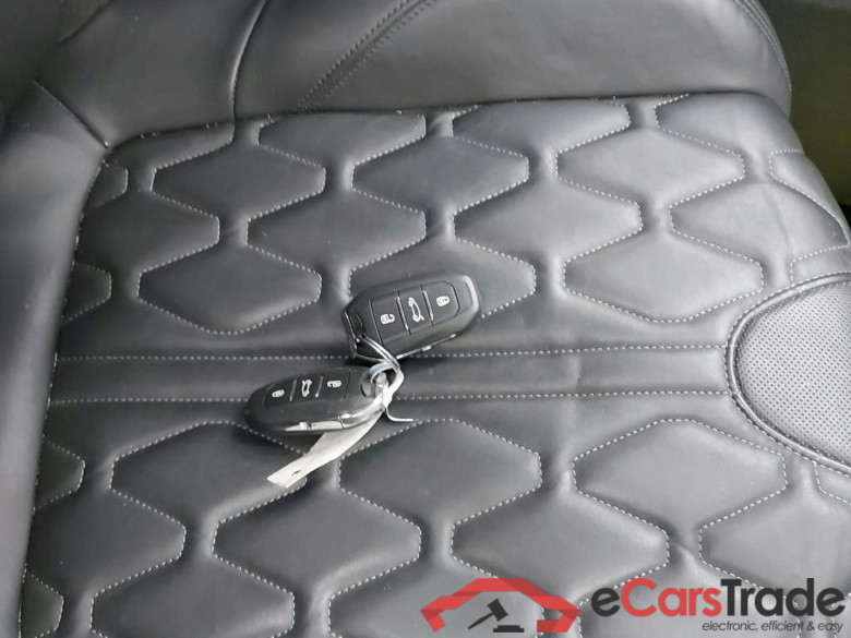 PEUGEOT - PEU 5008 PureTech 130PK Allure Pack With Nappa Leather & VisioPark II & Trailer Hook * PETROL * #4
