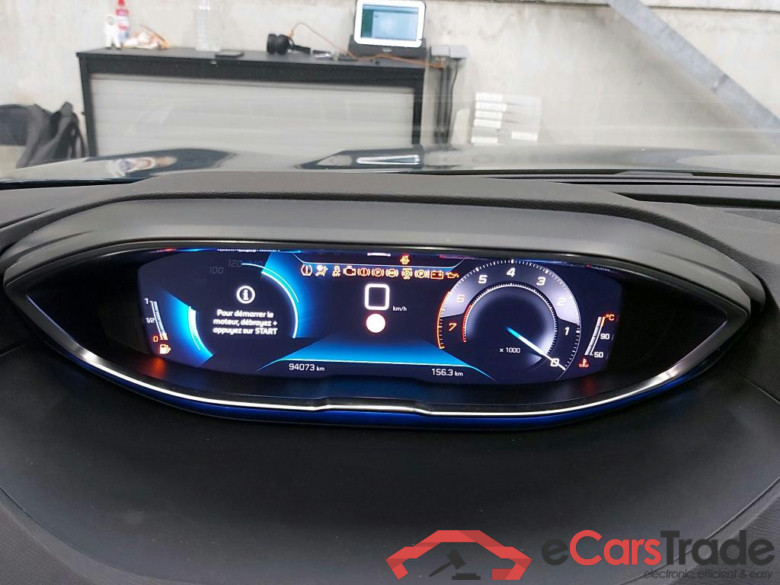 PEUGEOT - PEU 5008 PureTech 130PK Allure Pack With Nappa Leather & VisioPark II & Trailer Hook * PETROL * #5