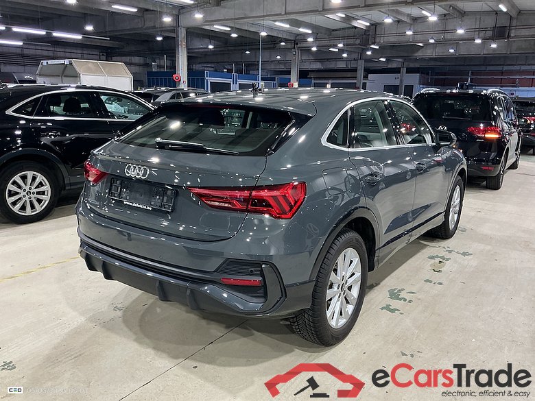 AUDI Q3 Sportback 1.4 45 TFSI E S TRONIC #4