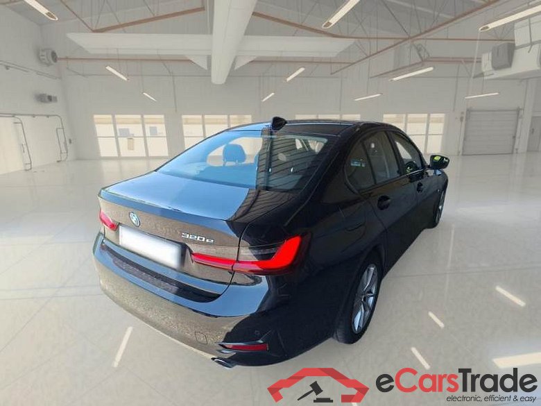 BMW SERIE 3 / 2018 / 4P / BERLINA 320E BUSINESS ADVANTAGE AUT. #2
