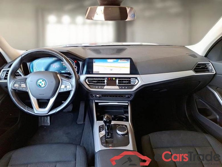 BMW SERIE 3 / 2018 / 4P / BERLINA 320E BUSINESS ADVANTAGE AUT. #3